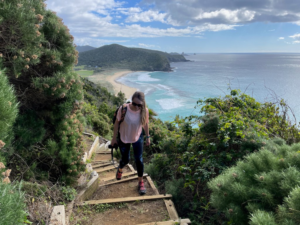 Walk to Mutton Bird Point