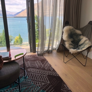 QT Queenstown rooms
